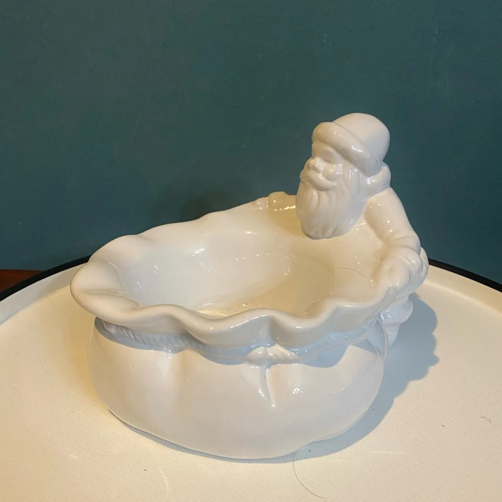 Williams Sonoma Santa Candy Bag Sack Dish Candy/Serving/Planter White Ceramic